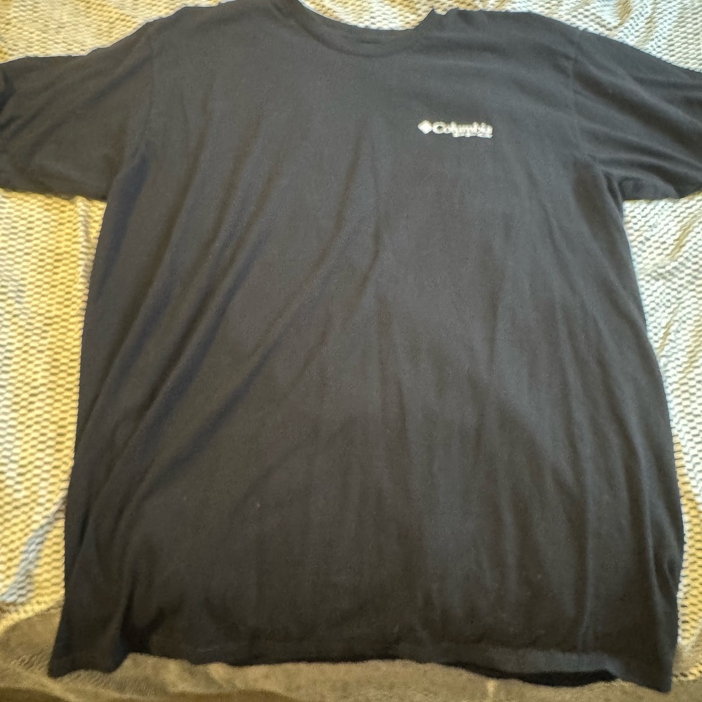Columbia Men's Classic Black Tee